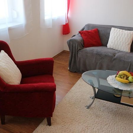 Eger Apartman Exterior foto