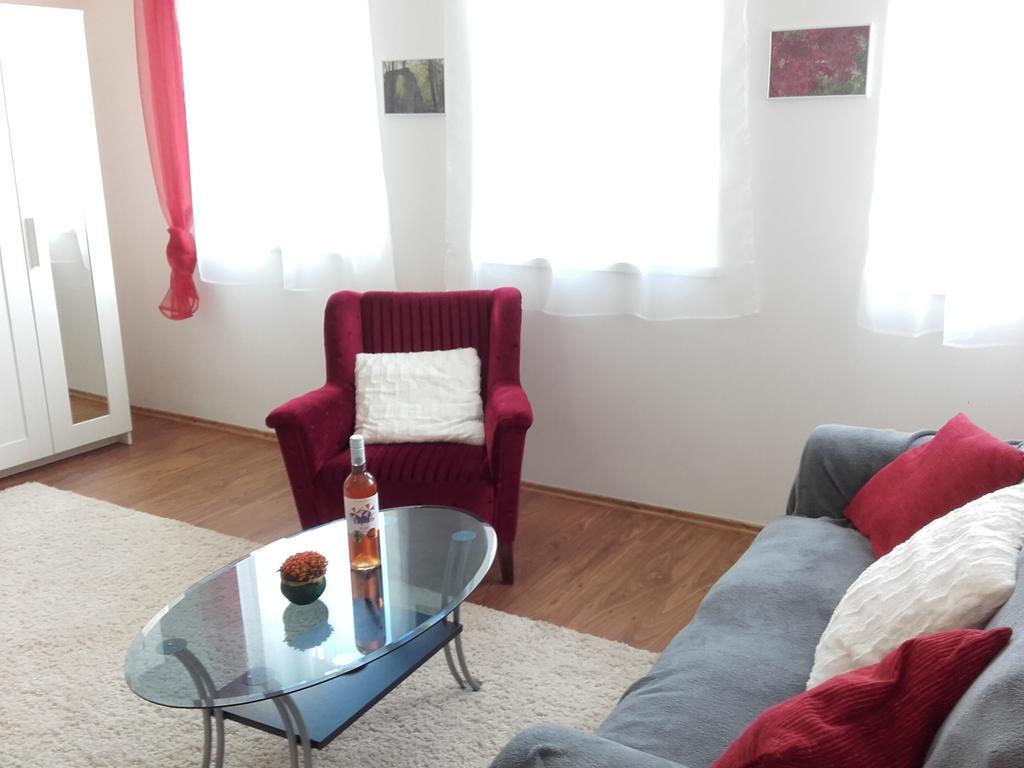 Eger Apartman Exterior foto